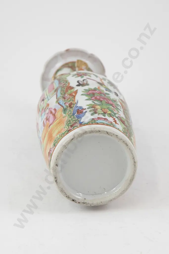 Chinese 19th Century Qing Dynasty Canton Famille Rose Vase Image 1++