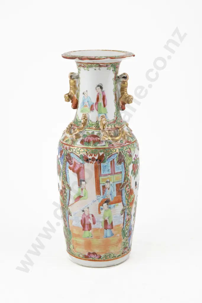 Chinese 19th Century Qing Dynasty Canton Famille Rose Vase Image 1++