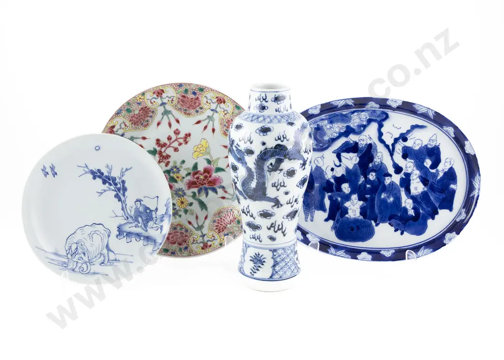 Chinese Blue and White  'Meiping' Vase Image 1++