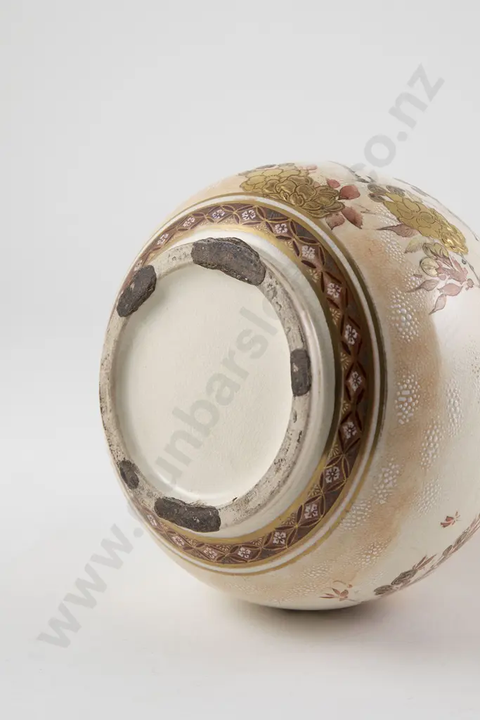 Japanese Meiji Period Satsuma Bottle Vase Image 1++