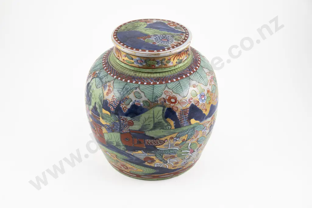 Decorative 19th Century Chinese Lidded Jar Image 1++