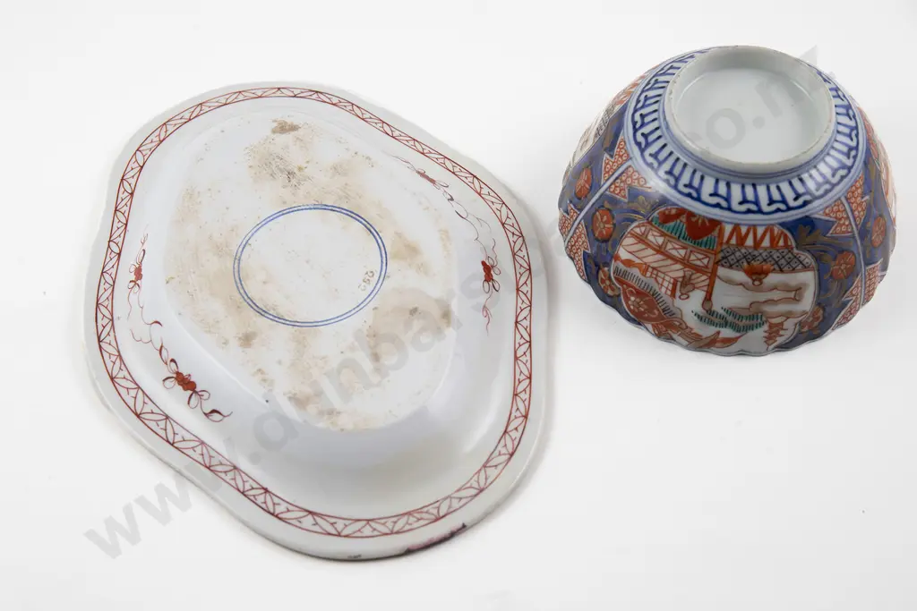 Chinese Porcelain Imari Bowl together with a Japanese Kakiemon Dish Image 1++