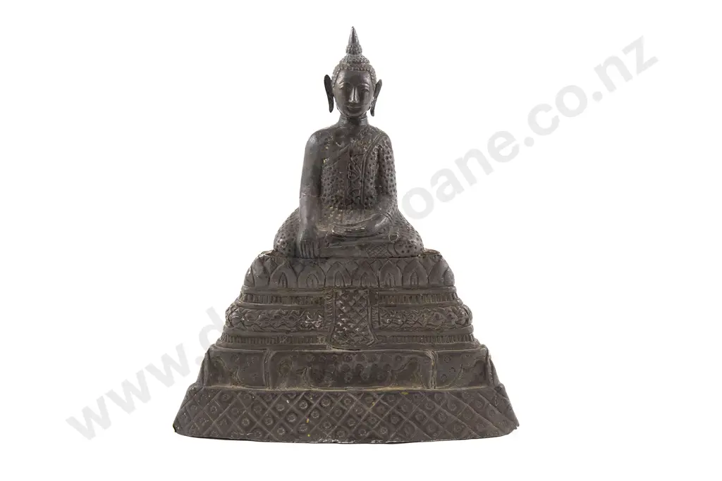 19th Century Silver Thai Buddha Figure Image 1++