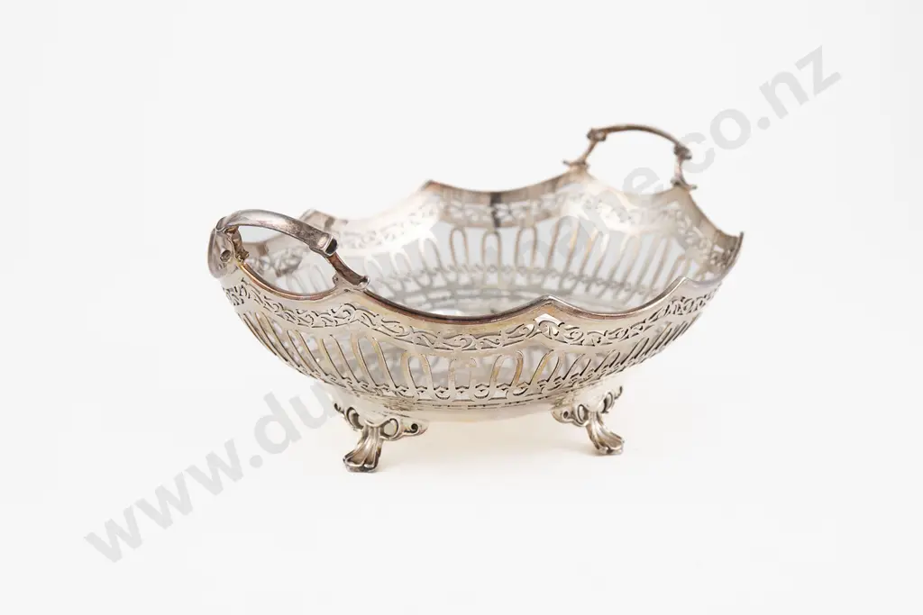 Geo V S/S Two Handled Table Basket Image 1++