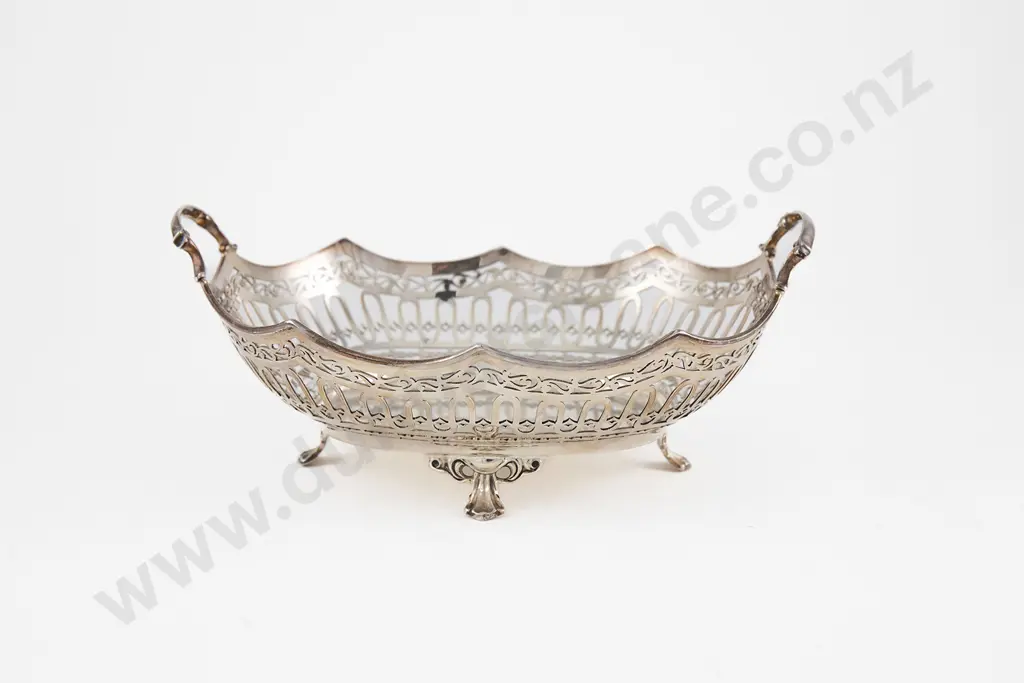 Geo V S/S Two Handled Table Basket Image 1++