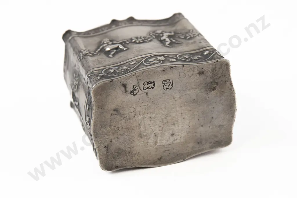 Late C19th Dutch Silver Tea Caddy Image 1++