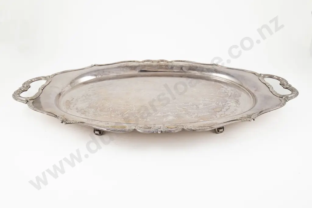 S/S Oval Two Handled Banquet Tray Image 1++