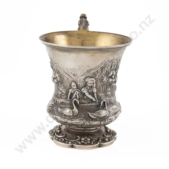 Vict S/S Thistle Shaped Mug