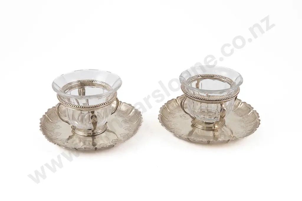 Rare Matched Pair Of Geo II S/S Strawberry Dishes Image 1++