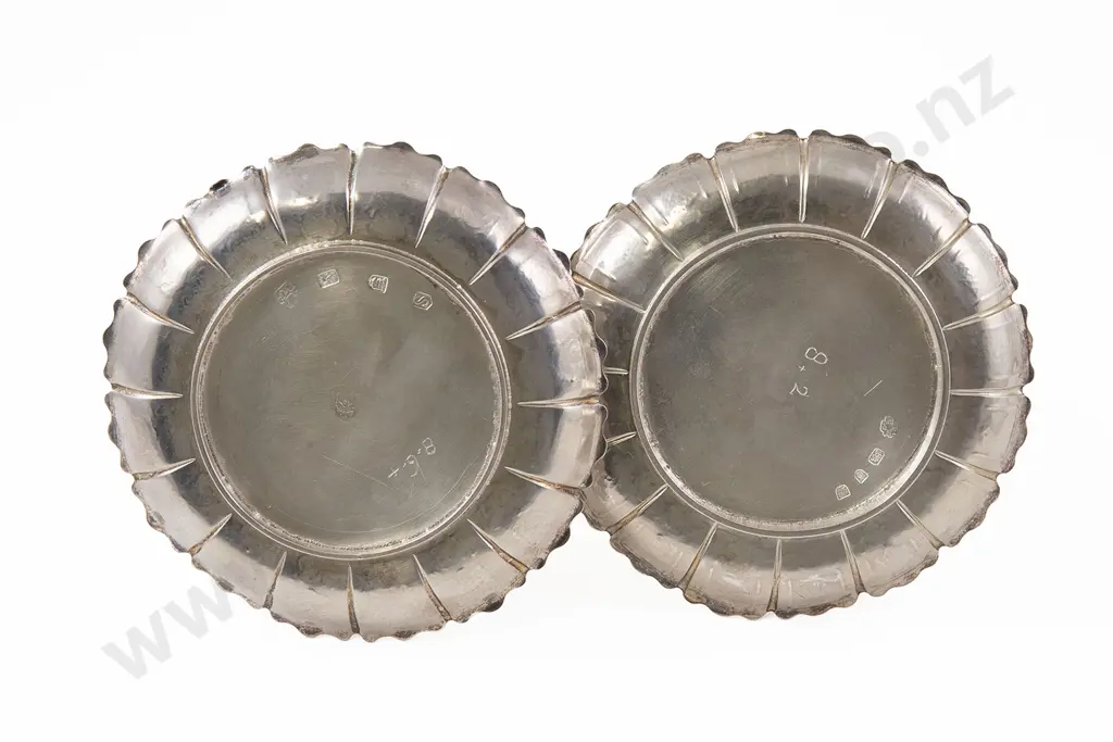 Rare Matched Pair Of Geo II S/S Strawberry Dishes Image 1++