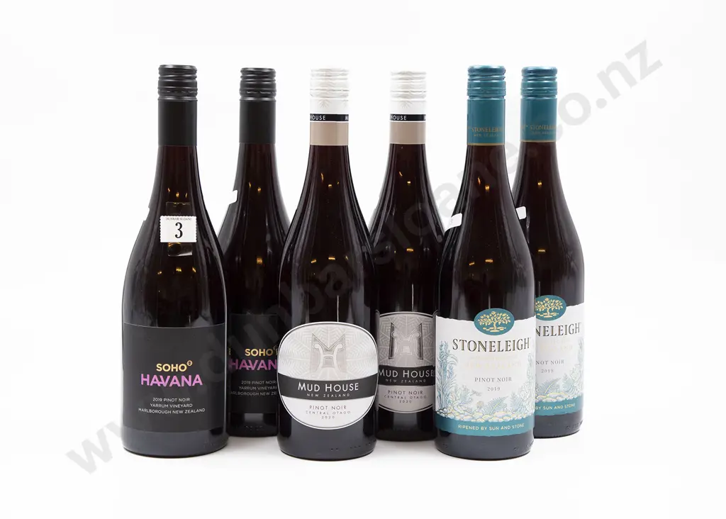 Six Bottles of Assorted NZ Pinot Noir Image 1++