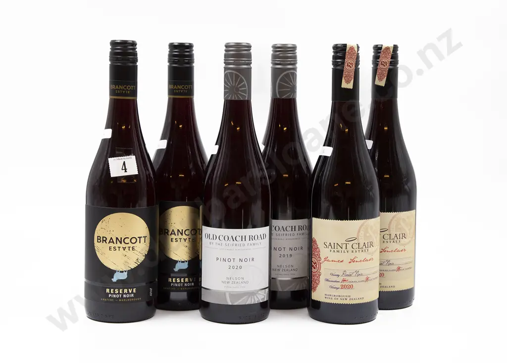 Six Bottles of Assorted NZ Pinot Noir Image 1++
