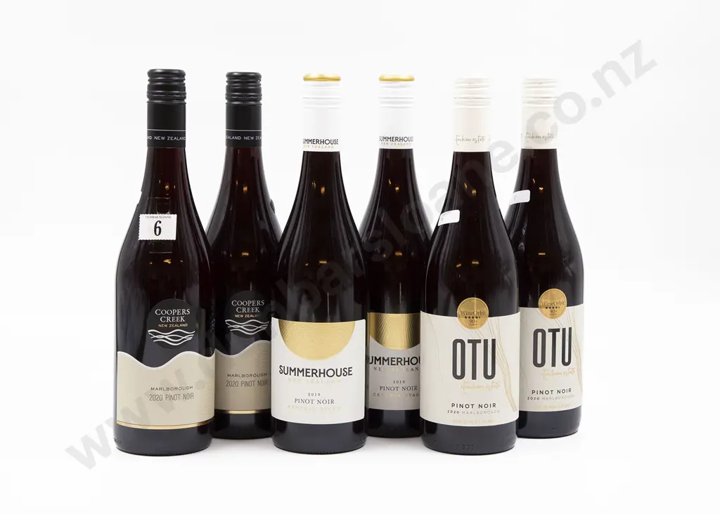 Six Bottles of Assorted NZ Pinot Noir Image 1++