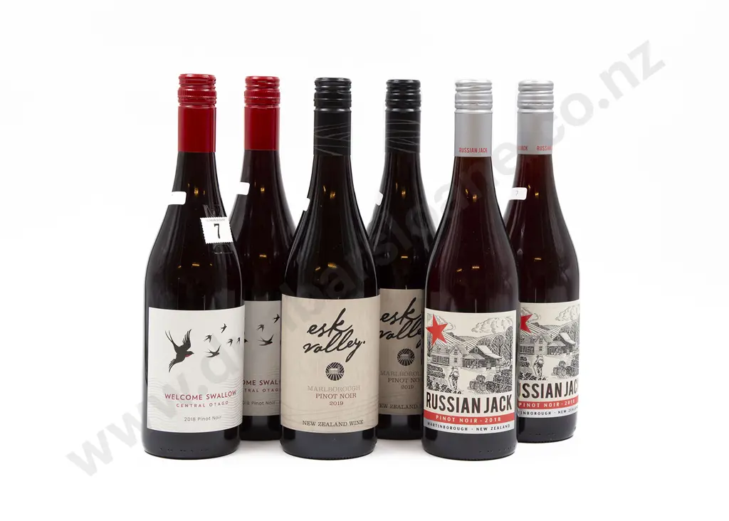 Six Bottles of Assorted NZ Pinot Noir Image 1++