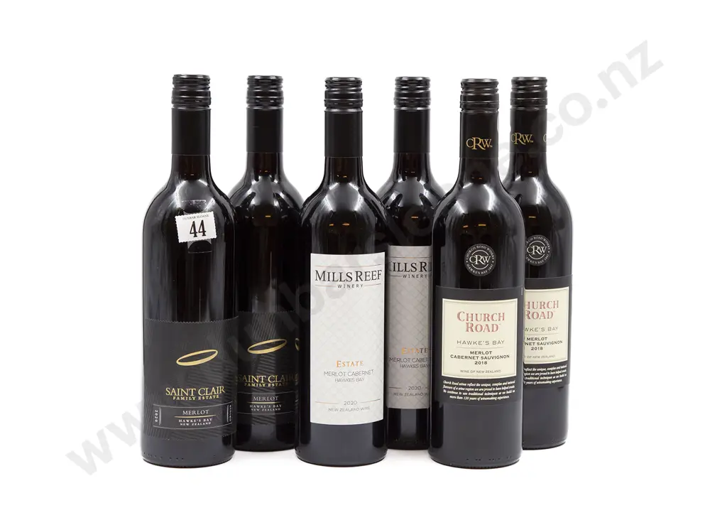 Six Bottles of Assorted NZ Merlot Image 1++
