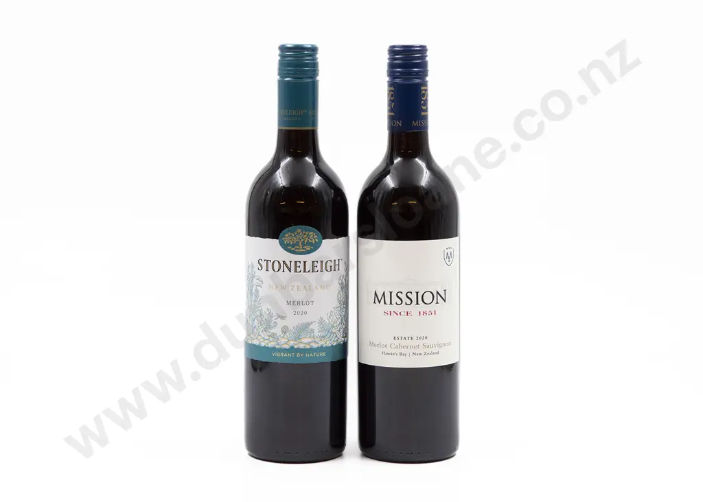 Six Bottles of Assorted NZ Merlot Image 1++