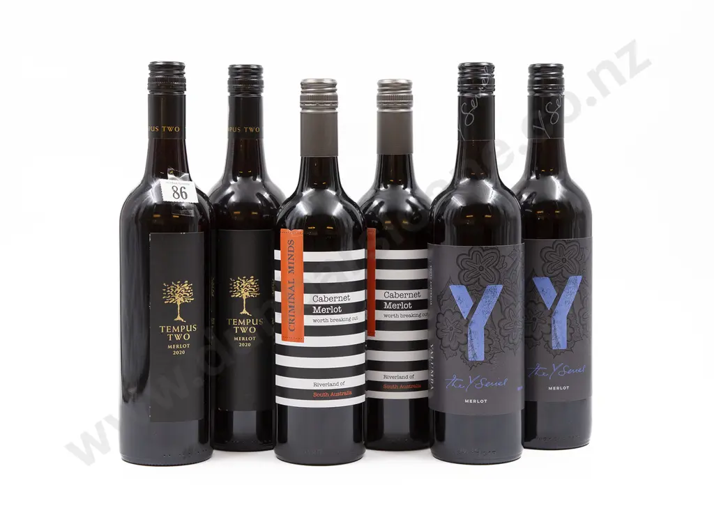 Six Bottles of Assorted Australian Merlot Image 1++