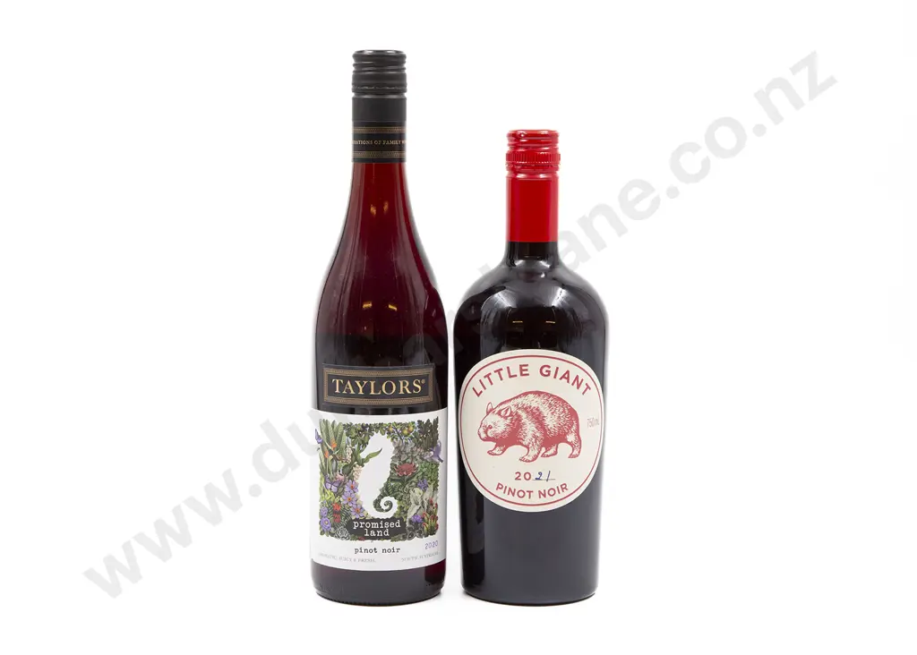 Six Bottles of Assorted Australian Pinot Noir Image 1++