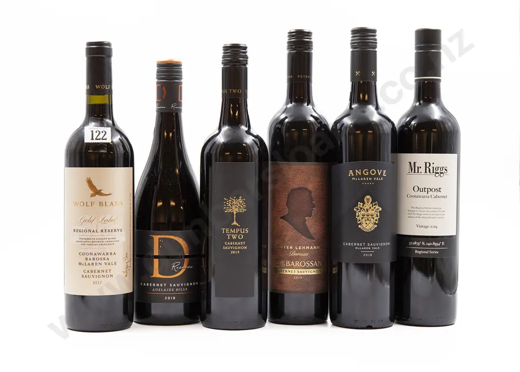 Six Bottles of Assorted Australian Merlot Image 1++
