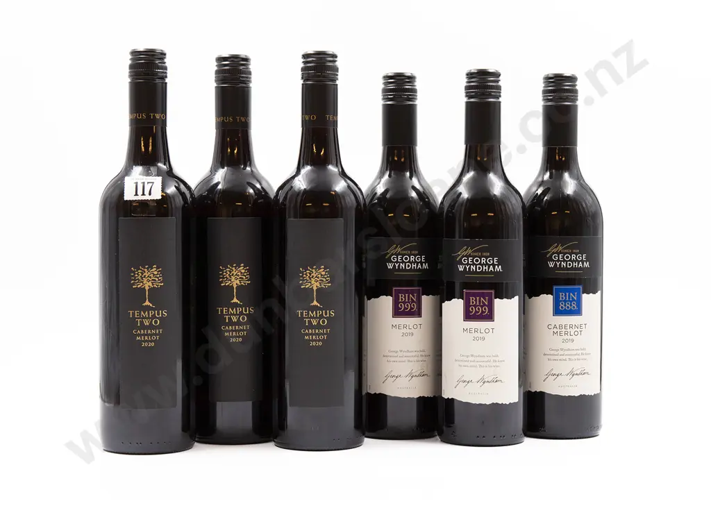 Six Bottles of Assorted Australian Merlot Image 1++