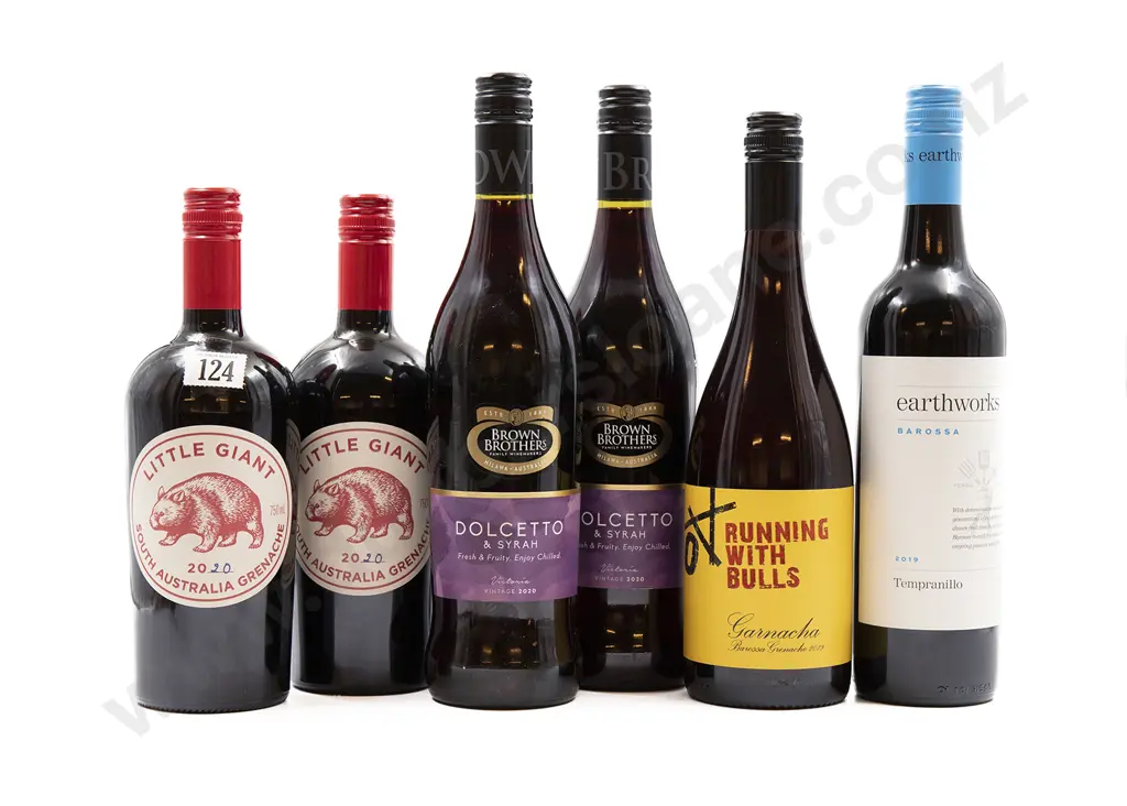 Six Bottles of Assorted Australian Red Image 1++