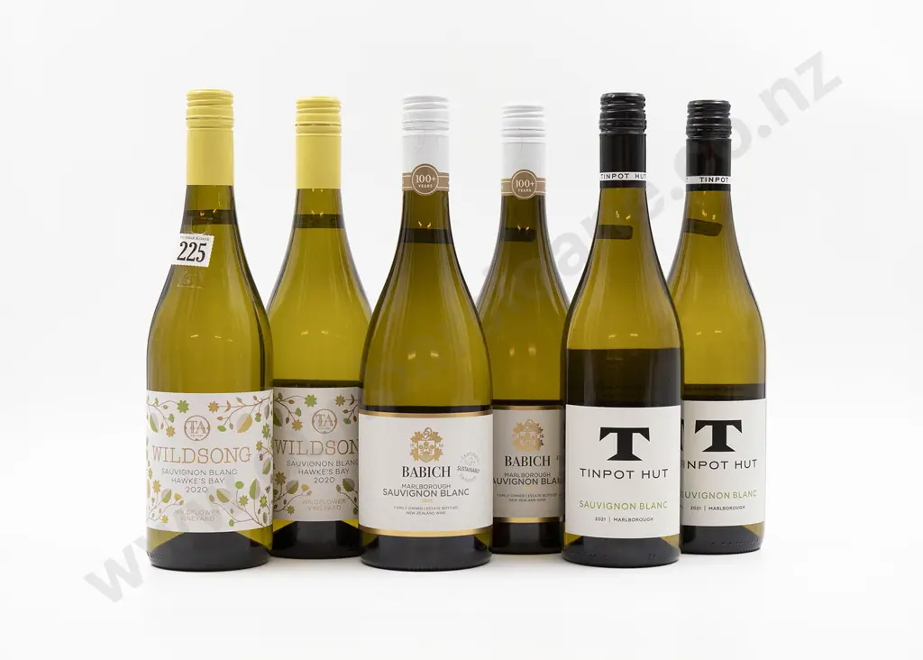 Six Bottles of Assorted NZ Sauvignon Blanc Image 1++
