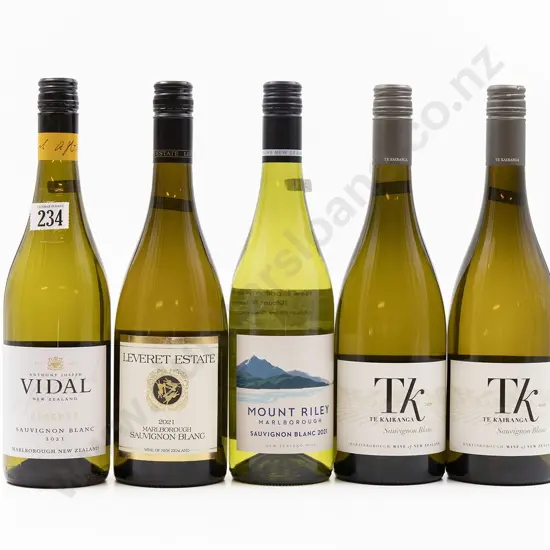 Five Bottles of Assorted NZ Sauvignon Blanc