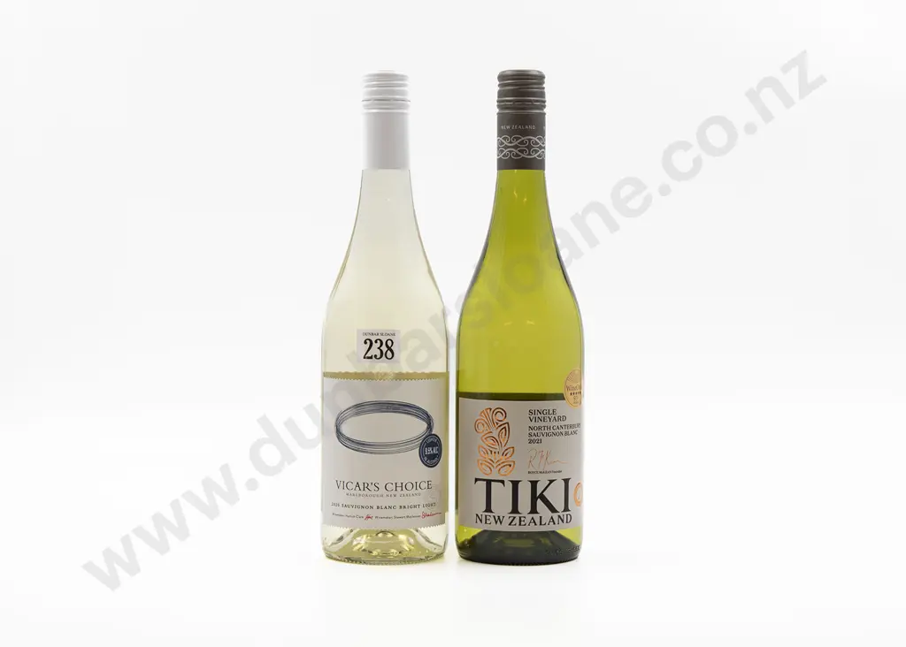 Six Bottles of Assorted NZ Sauvignon Blanc Image 1++