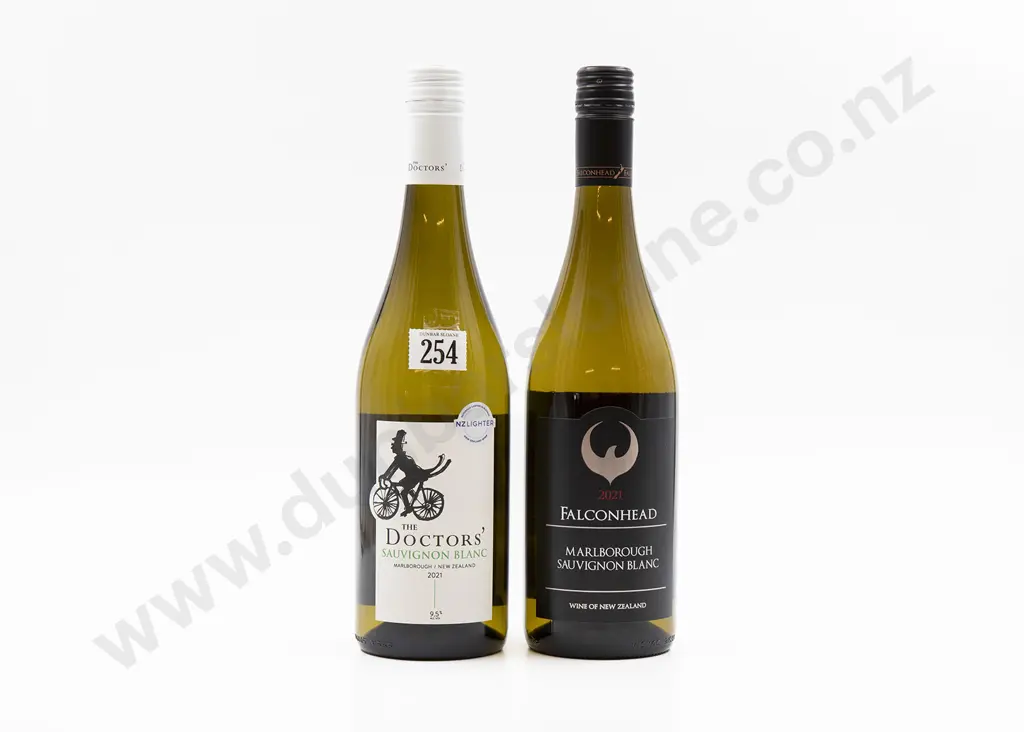 Six Bottles of Assorted NZ Sauvignon Blanc Image 1++