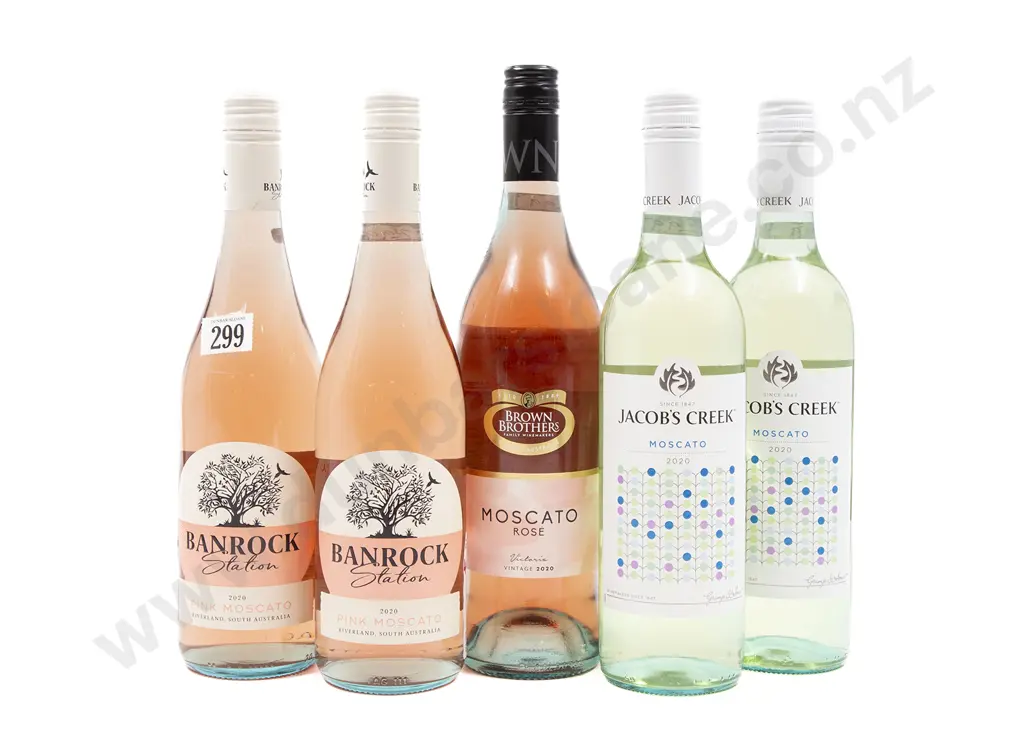Five Bottles of Assorted Australian Moscato Image 1++