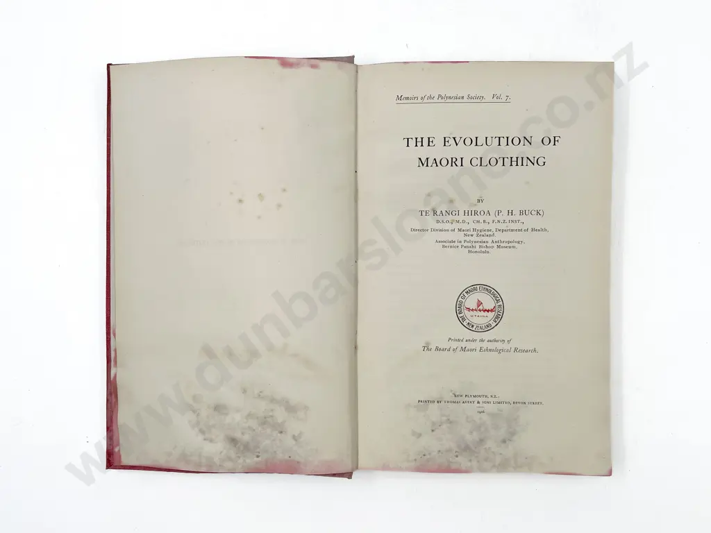 Te Rangi Hiroa, The Evolution Of Maori Clothing (Signed By Labour Leader Henry Holland) Image 1++