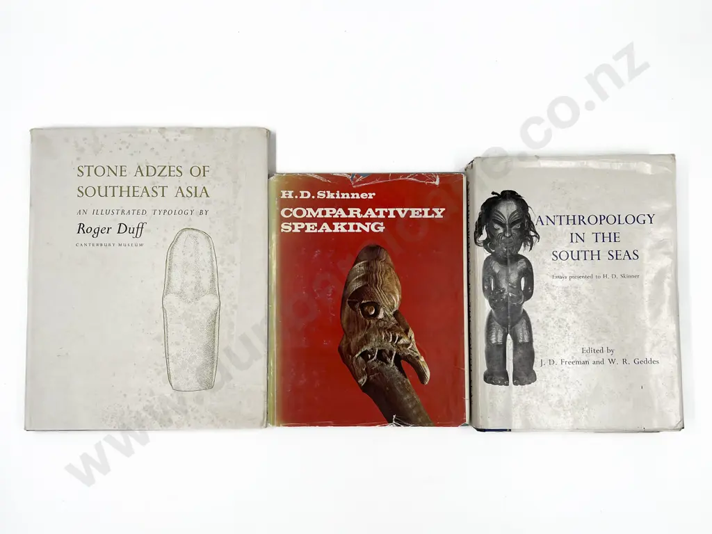 Three Maori Reference Books Image 1++