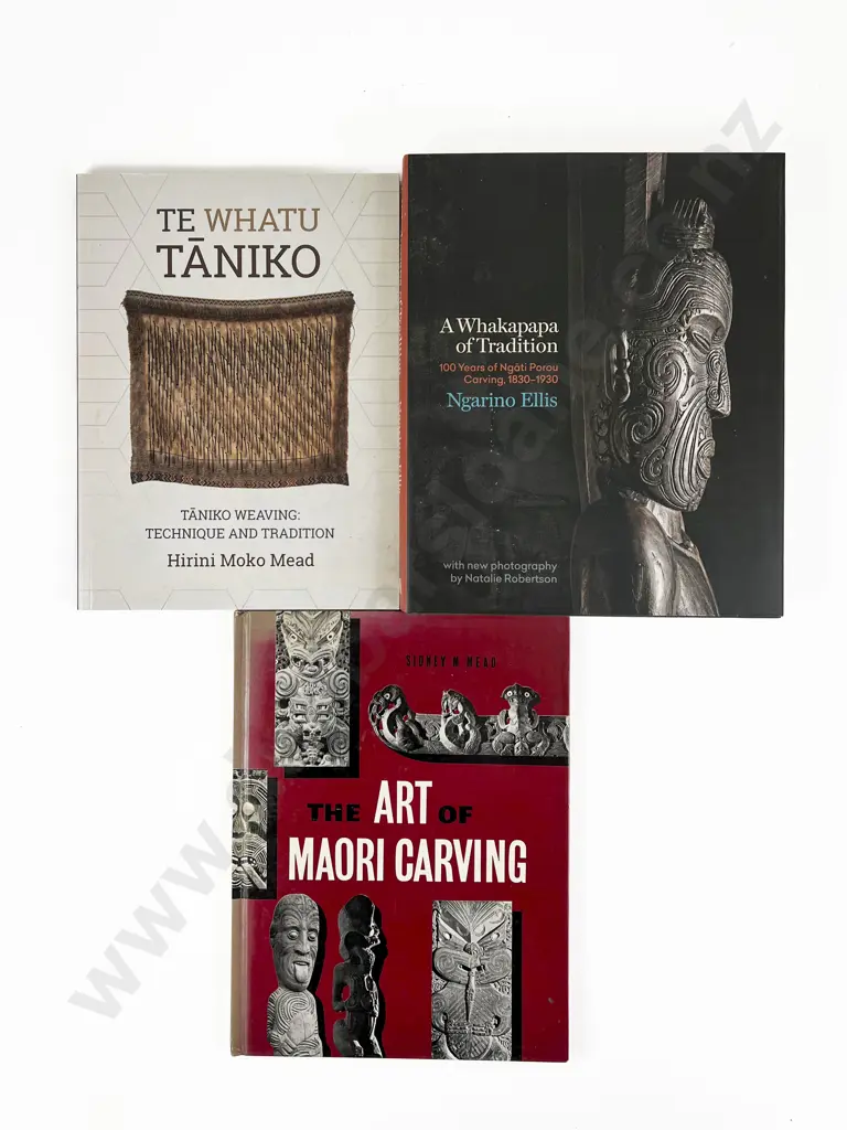 Eight Books on Maori Arts Image 1++