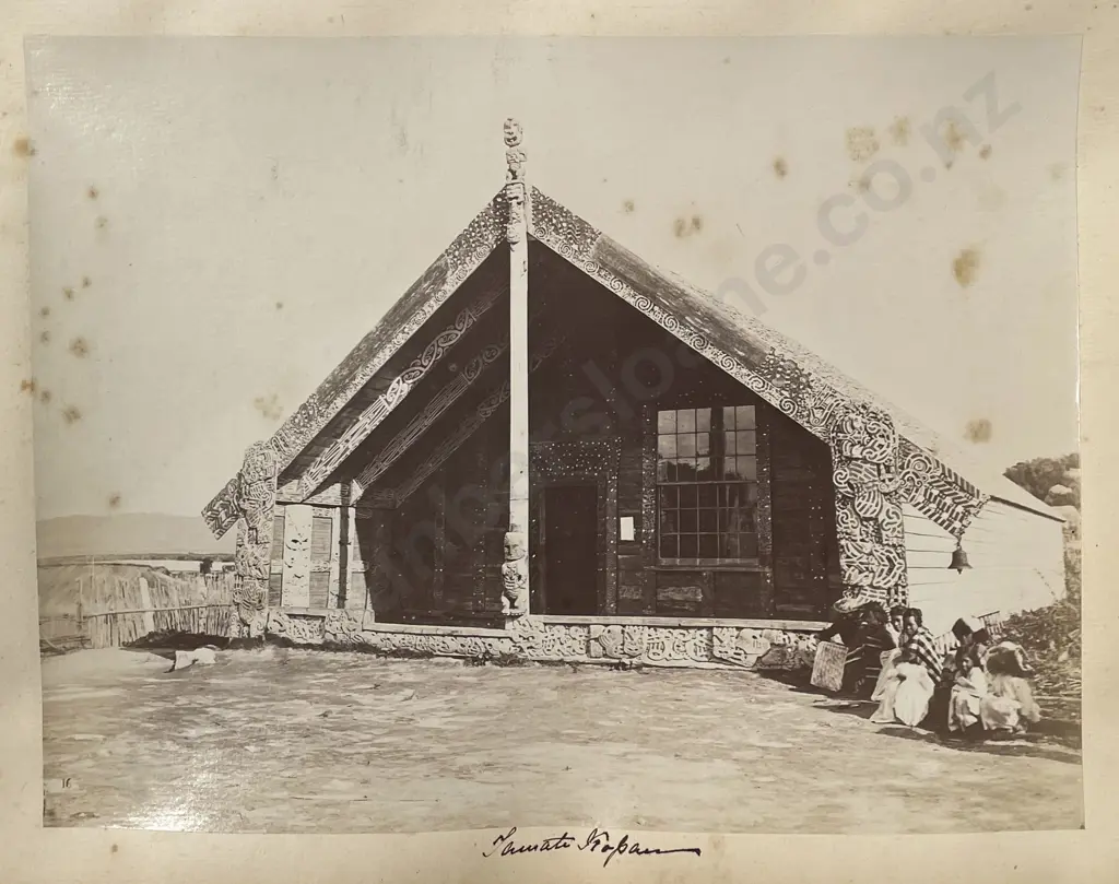Late 19th Century Albumen Photograph Of Tamatekapua Meeting House Ohinemutu Image 1++