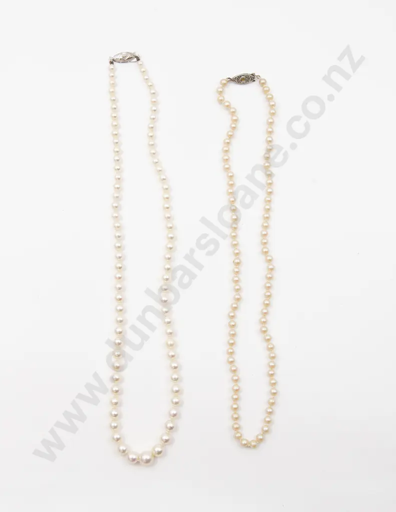 Single Strand Graduated Cultured Pearl Necklace Image 1++