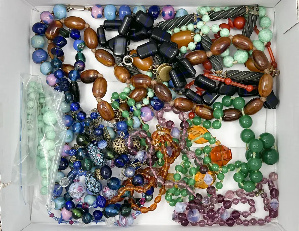 Six Various Vintage and Modern Bead Necklaces Image 1++