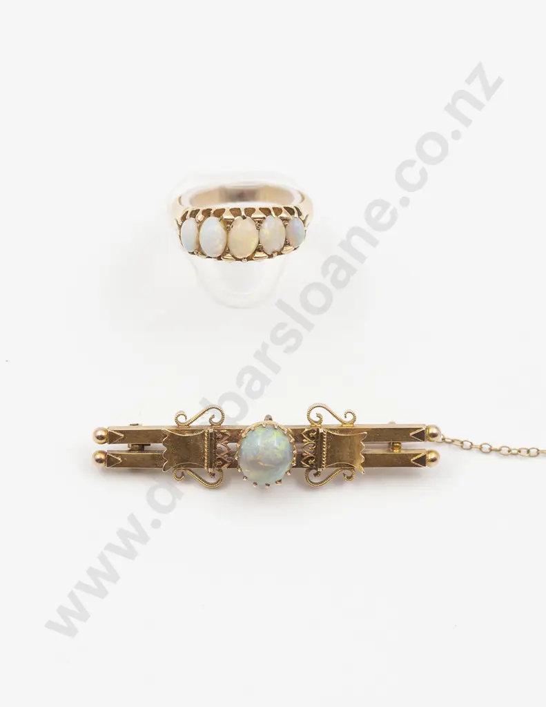 Edwardian 9ct Opal Bar Brooch Image 1++
