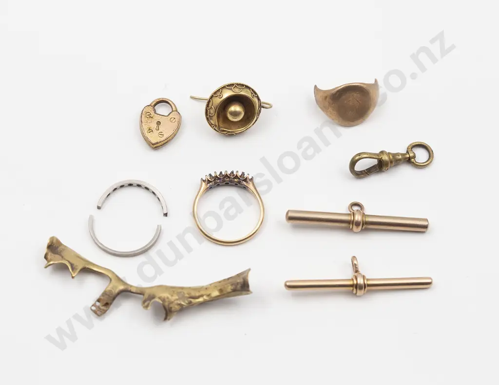 18ct and 15/14ct Gold Pieces for Scrap Image 1++