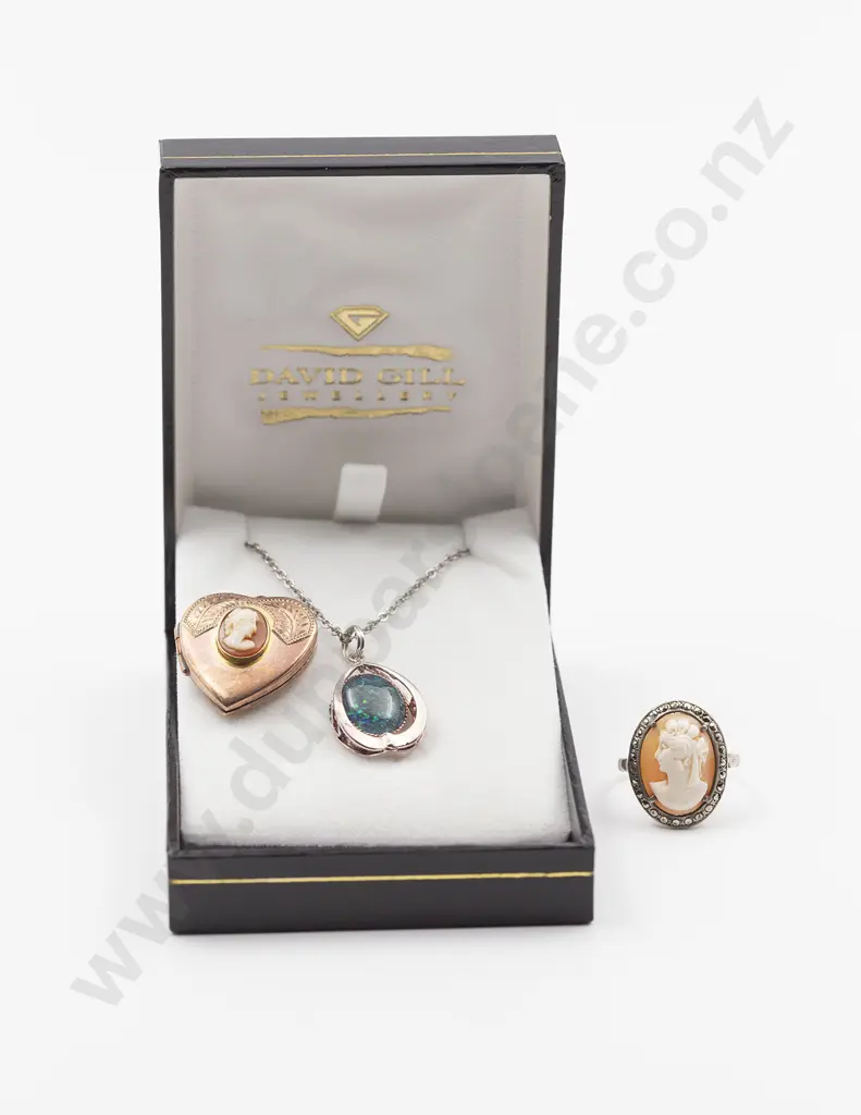 S/S Marcasite & Cameo Ring Image 1++