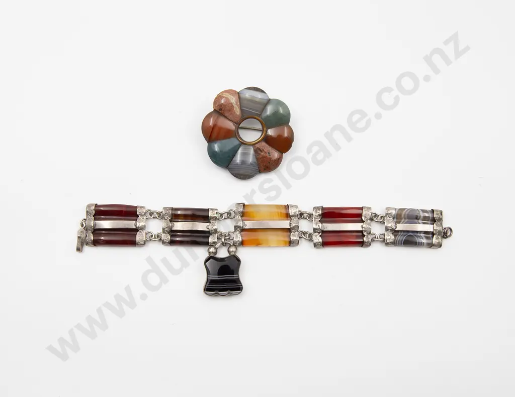 Victorian Scottish Agate Brooch and Bracelet Image 1++