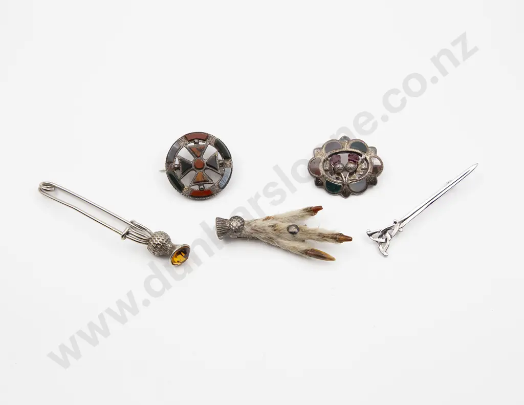 Five Various Scottish Kilt Brooches Image 1++