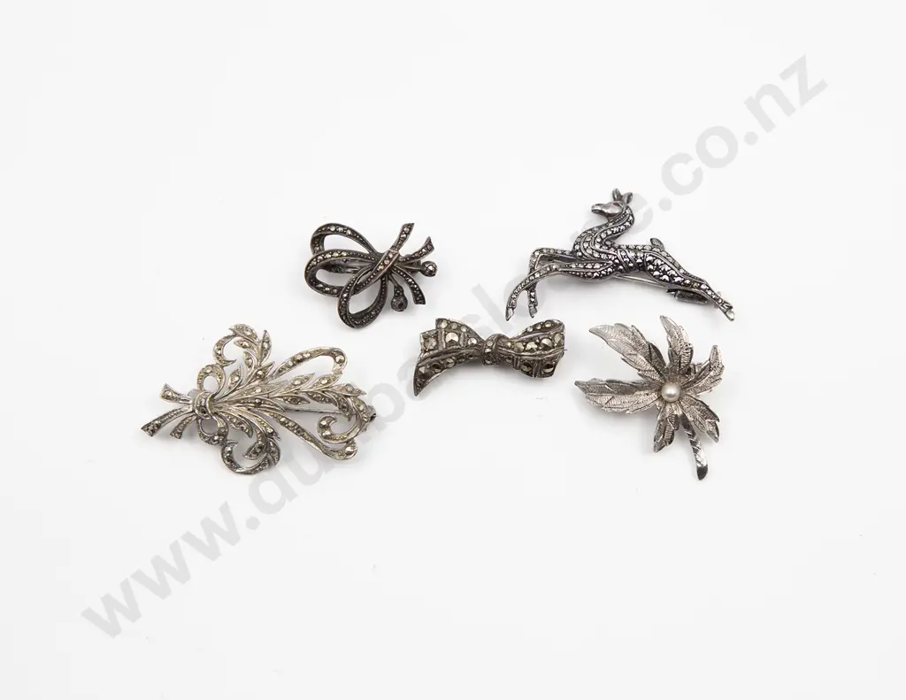 Five S/S and Marcasite Brooches Image 1++