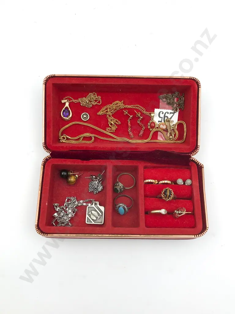 Collection Assorted Costume Jewellery Image 1++