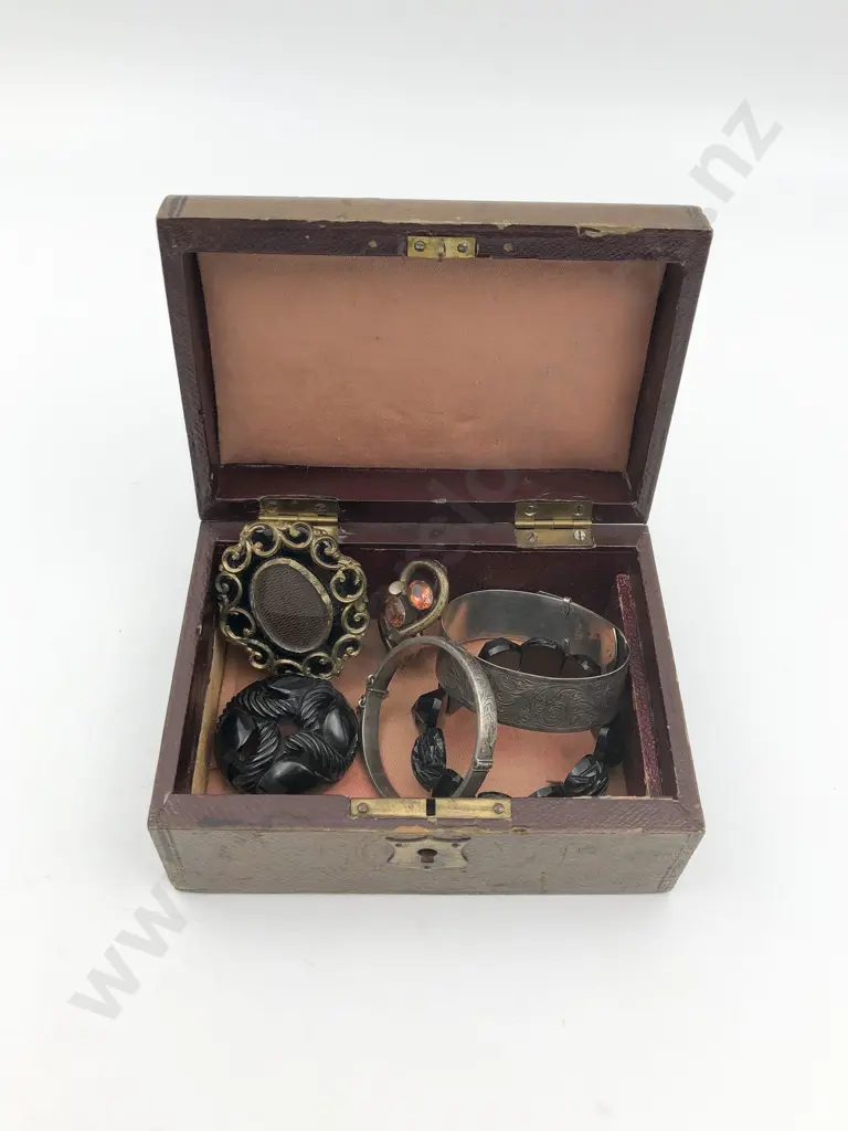 Victorian French Jet Brooch and Bangle Image 1++