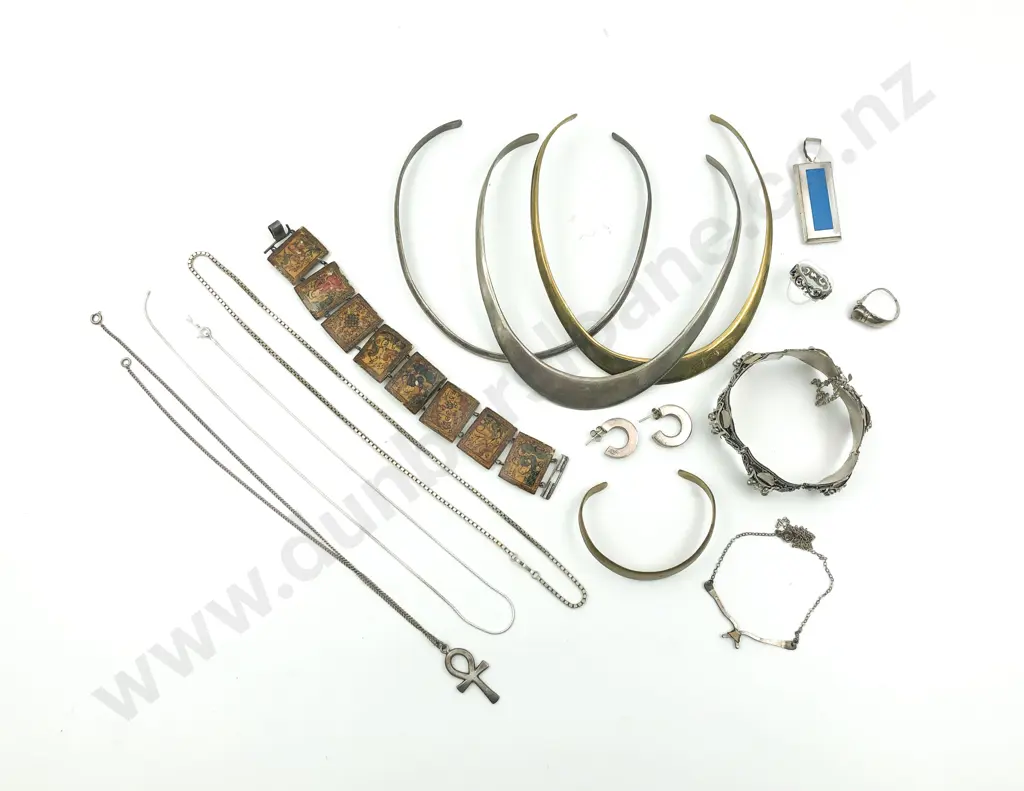 Selection Various S/S Jewellery Image 1++