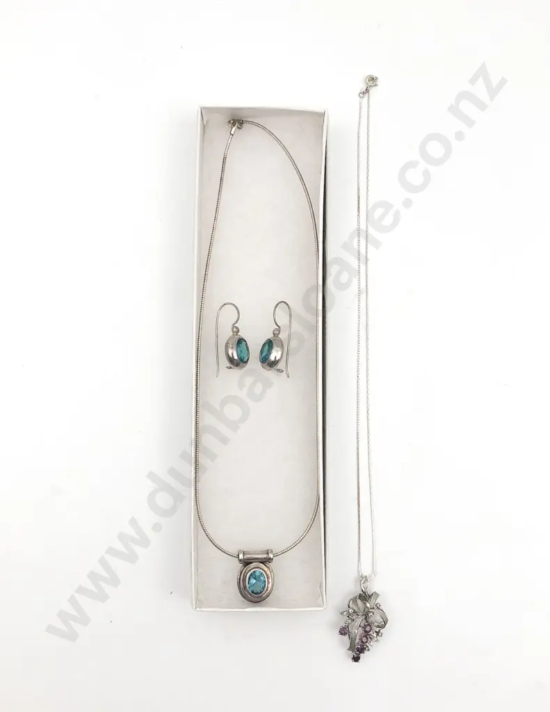 S/S Topaz Pendant with earrings Image 1++