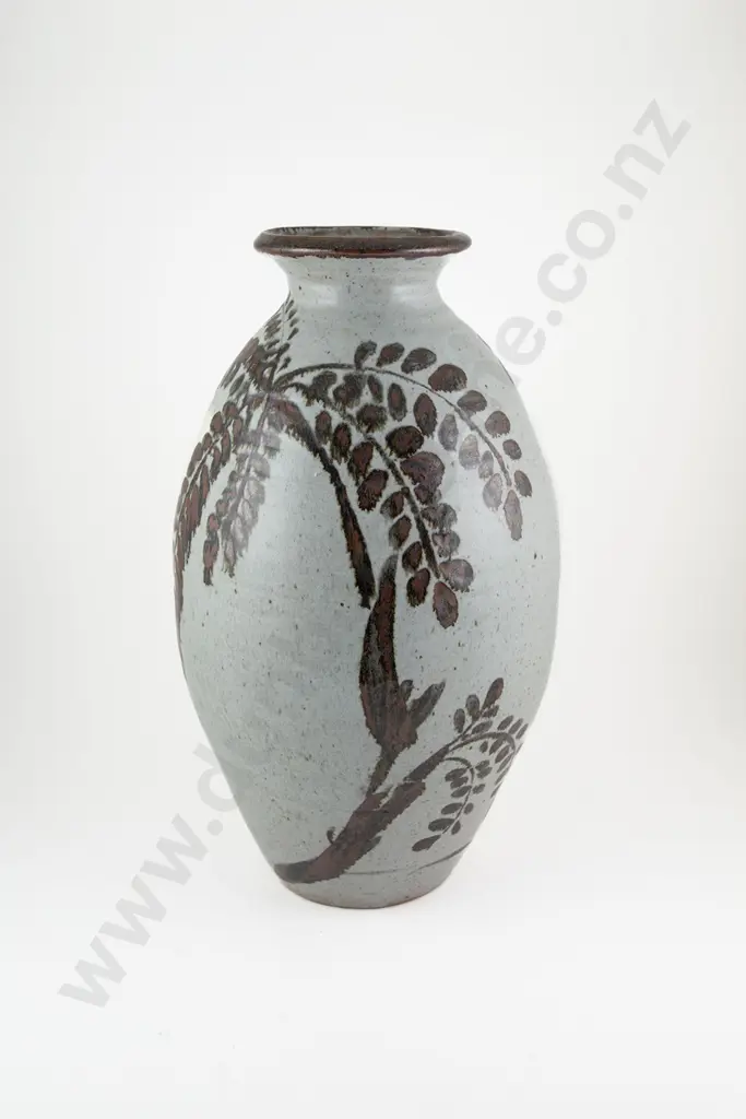 NZ Unknown Artist Pottery Floor Vase Image 1++