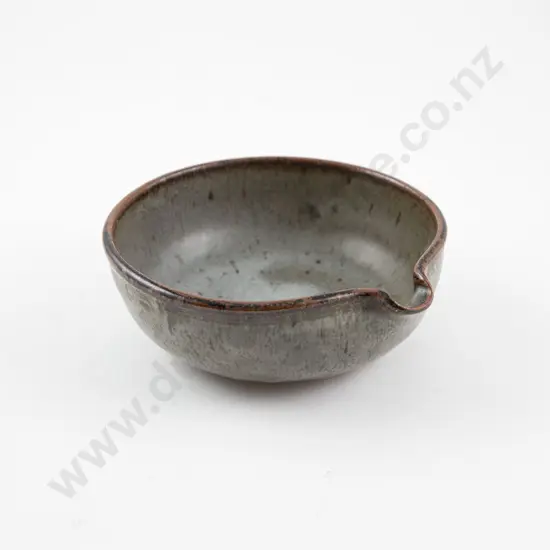 Len Castle Pouring Bowl