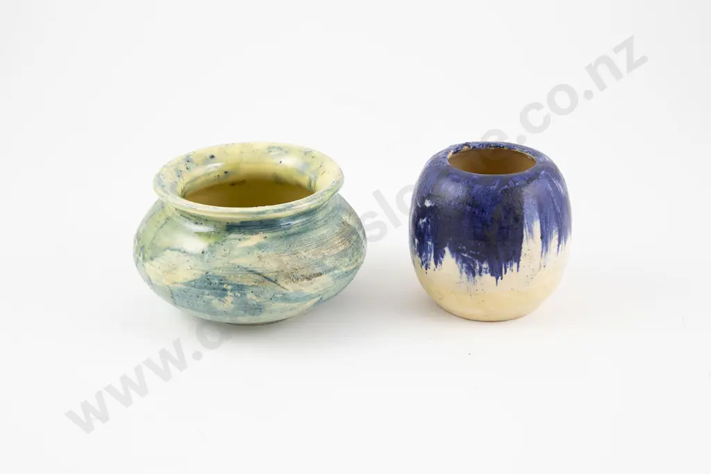 Two Briar Gardner Posy Pots Image 1++