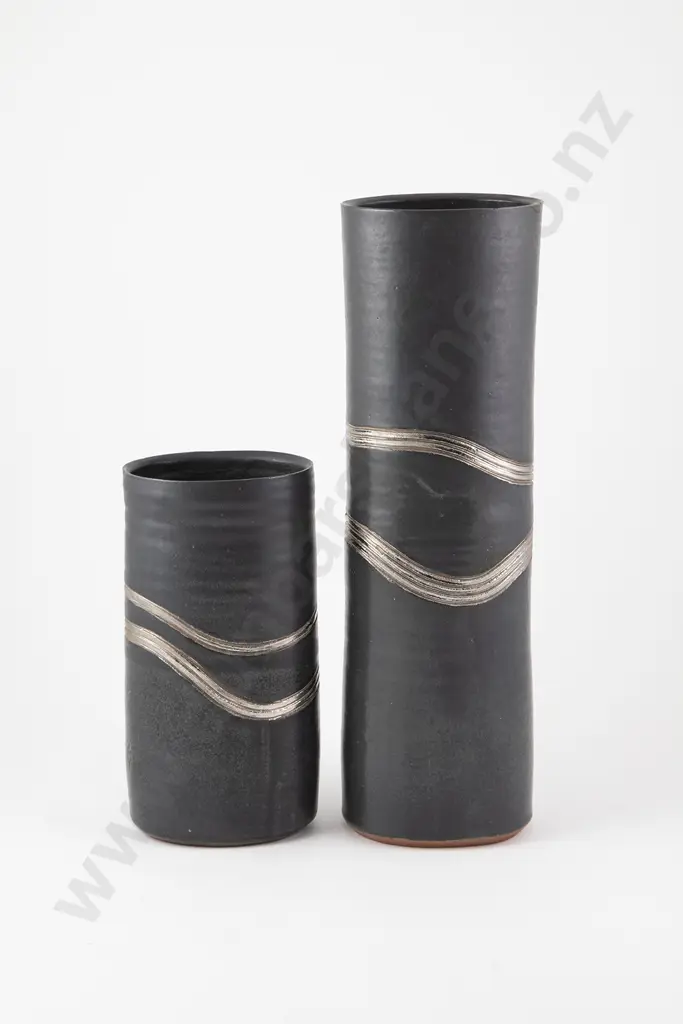 Patti Meads Graduated Pair of Vases Image 1++